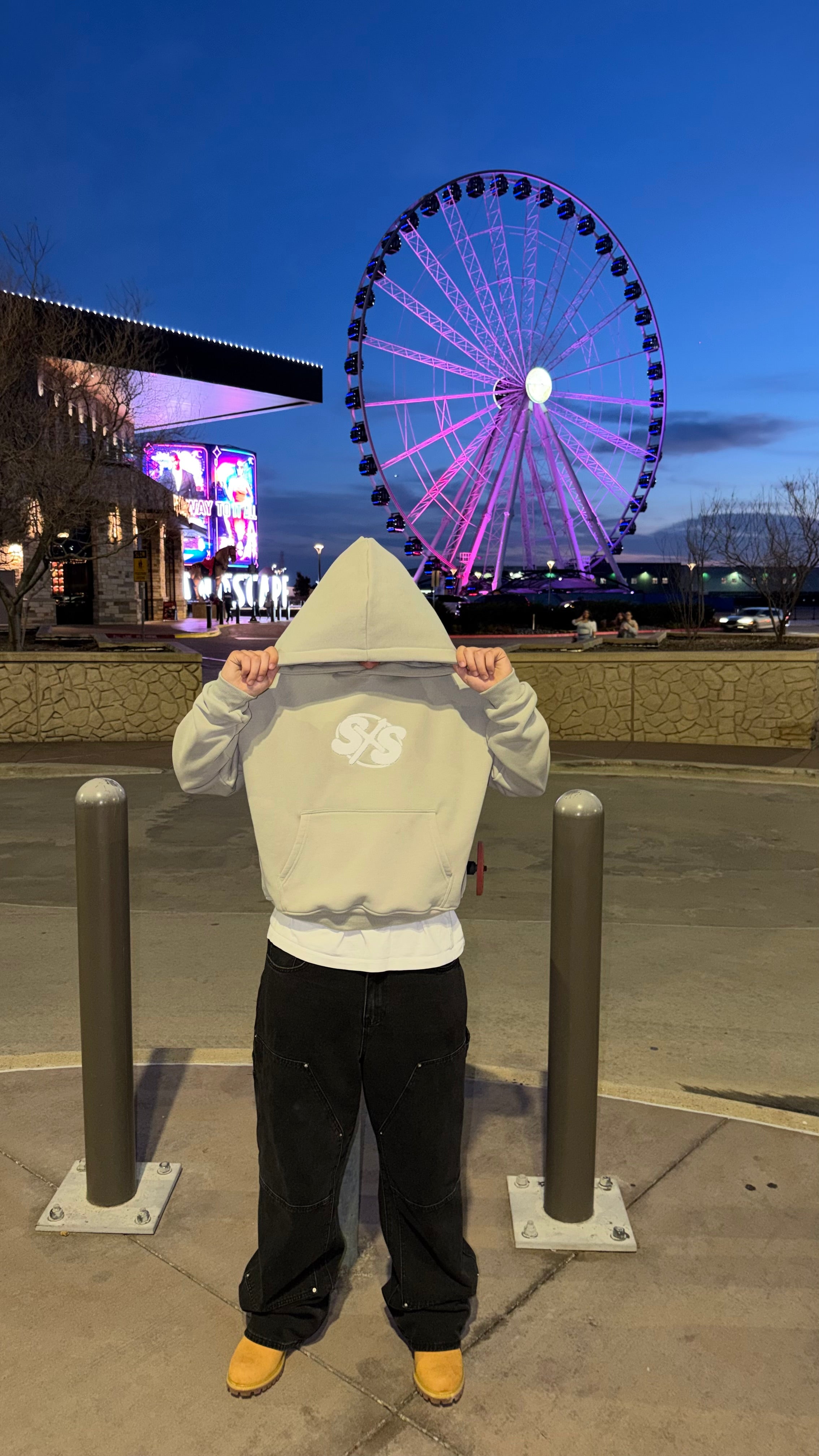 DIAMONDS HOODIE